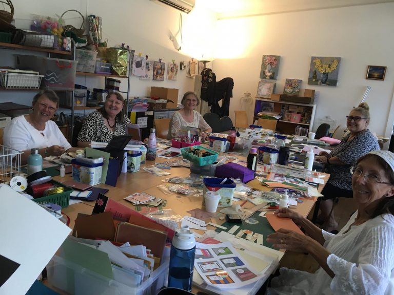 Alice in Paperland 2 768x576