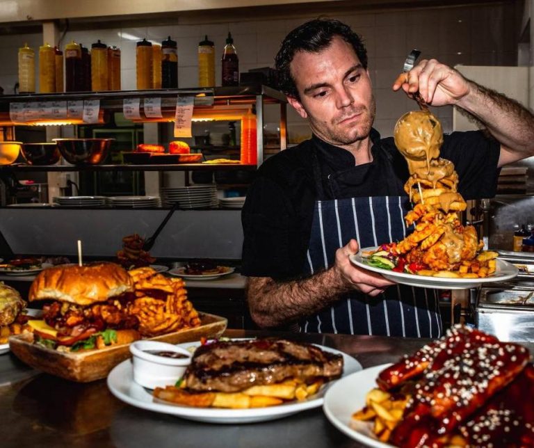 Settlers Inn Hotel 4 768x644