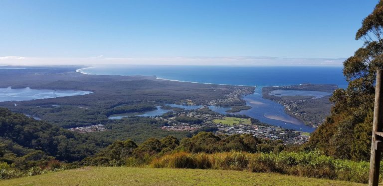 Mid Coast Holidays 1 768x373