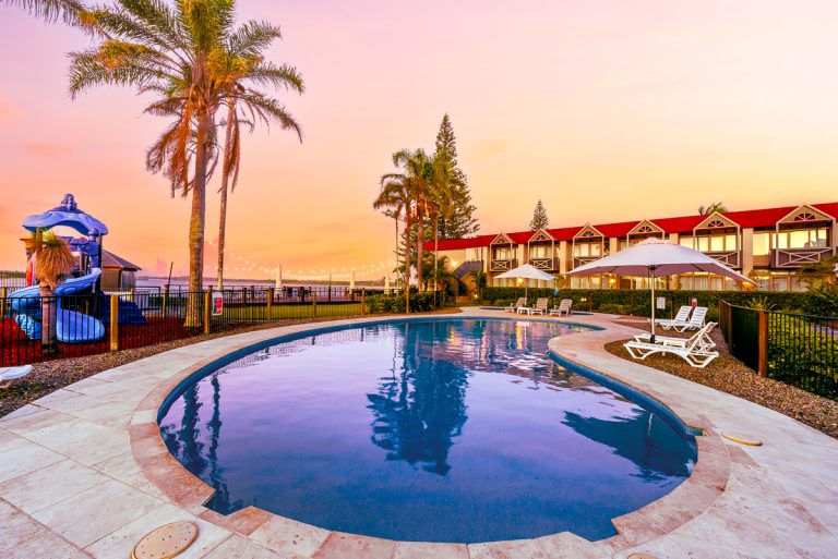 Comfort Resort Waters Edge Port Macquarie Accomodation 11 768x513