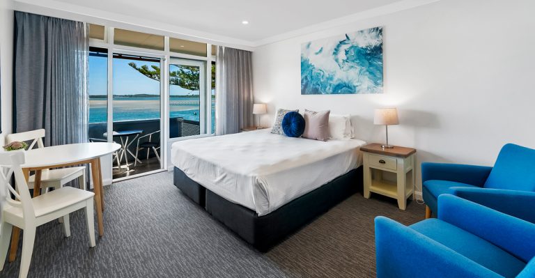 Comfort Resort Waters Edge Port Macquarie Accomodation 12 768x399