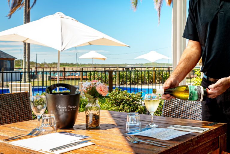 Comfort Resort Waters Edge Port Macquarie Accomodation 14 768x513