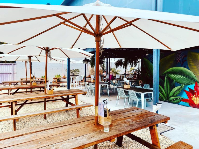 Moo and Bean Kitchen Bar4 768x576