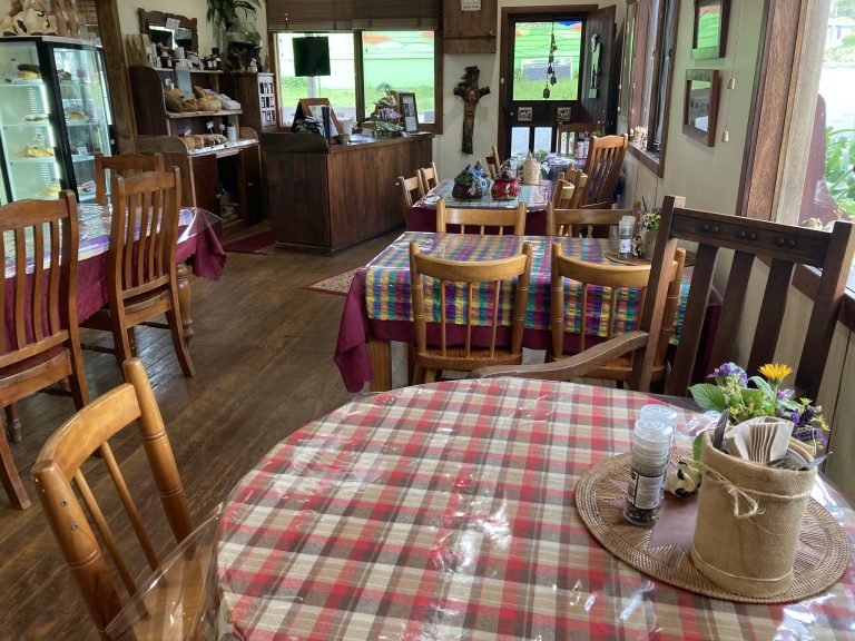 Udder Cow Cafe Comboyne 2 768x576